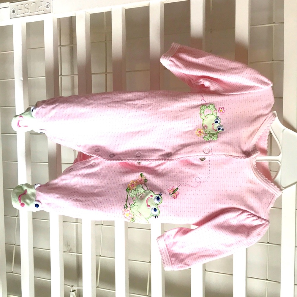 Belks little me bodysuit size newborn worn once no stains